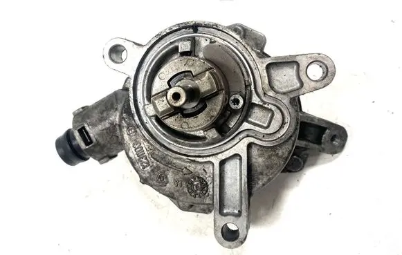 Volvo V70 Vacuum pump 31219463