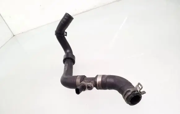 Porsche Taycan 9J1 Electric car engine cooling hoses/pipes 9J1815566B 079919523B