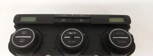 Volkswagen PASSAT B6 Climate control unit 74677530