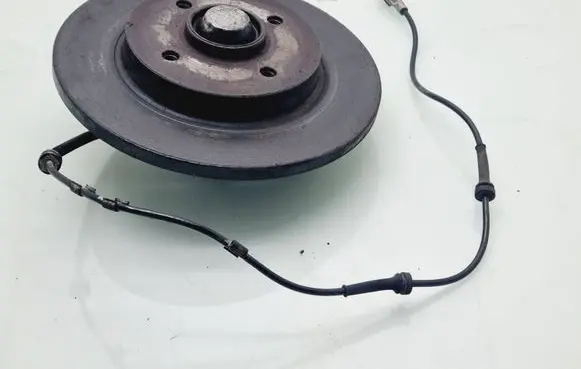 Peugeot Partner Rear wheel hub