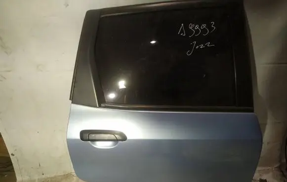 Honda Jazz Rear door melynos