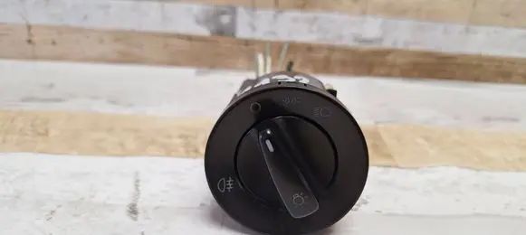 Light switch