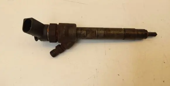 Fuel injector