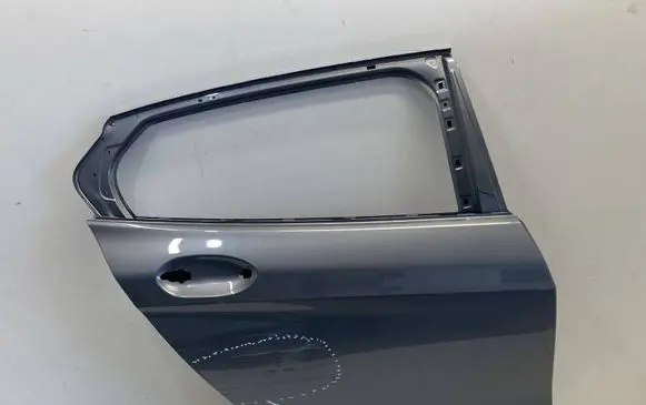 BMW 1 F40 Rear door