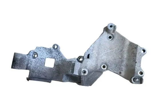 Hyundai ix 55 Generator/alternator bracket 