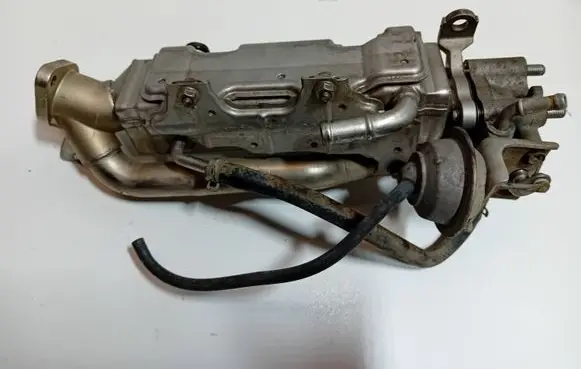 Honda CR-V EGR valve cooler 18721RFWG0 18721-RFW-G0