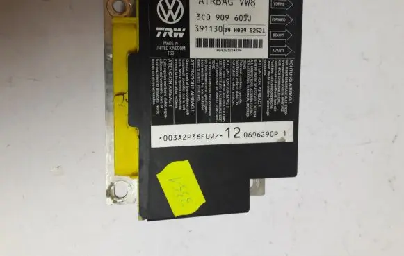 Volkswagen PASSAT B6 Airbag control unit/module 3C0909605J
