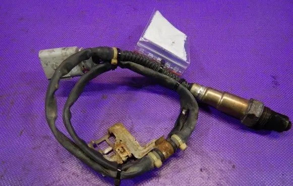 Skoda Octavia Mk2 (1Z) Lambda probe sensor 06F906262S