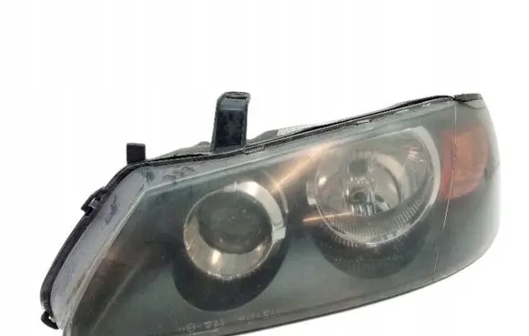 Nissan Almera N16 Headlight/headlamp 