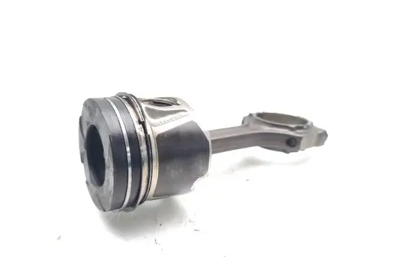 Opel Combo C Piston with connecting rod Z13DTJ