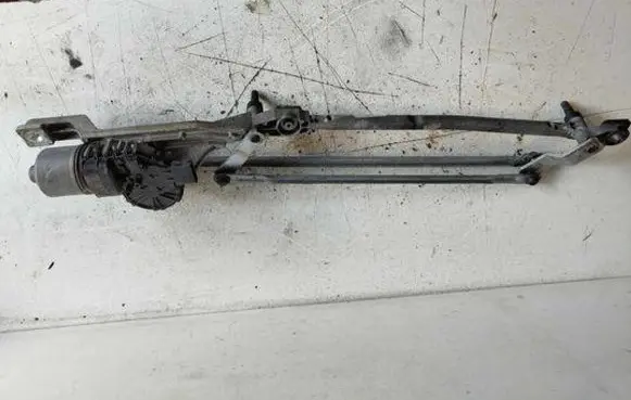 Ford Focus Front wiper linkage and motor 4M5117504AC 3397020850
