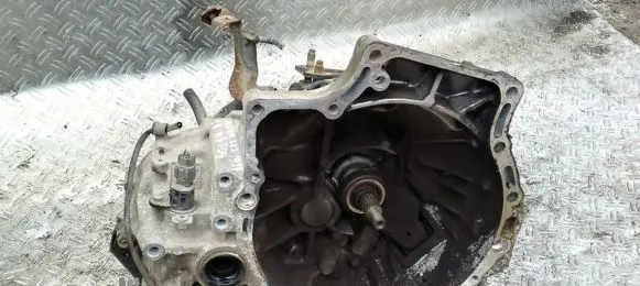 Mazda 323 F Manual 5 speed gearbox