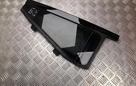 Volvo XC90 Rear door window/glass frame 31352995