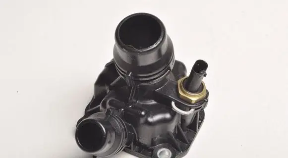 Volvo S90, V90 Thermostat housing 32263962
