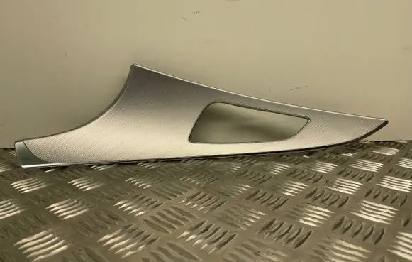 Audi A6 Allroad C7 Front door trim bar 4G0867409