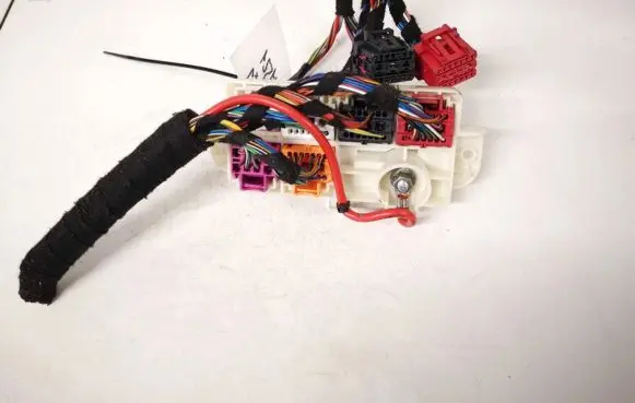 Audi A6 S6 C6 4F Sensor