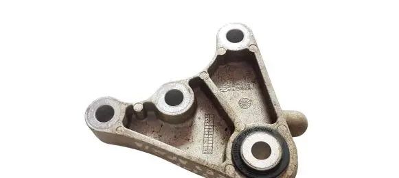 MG ZS Gearbox mounting bracket 10592205 1059220