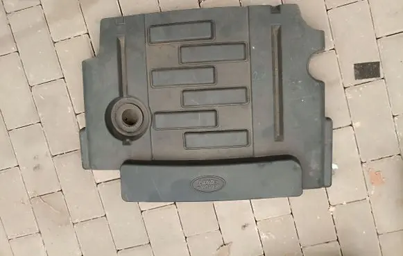 Land Rover Discovery 3 - LR3 Engine cover (trim)