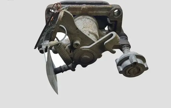 Opel Zafira C Rear brake caliper