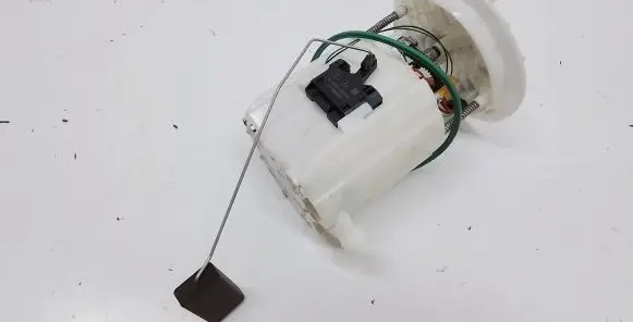 Mercedes-Benz GL X166 In-tank fuel pump A1664701094