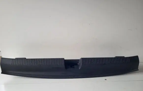 Opel Crossland X Tailgate/boot lid lock trim 13475547 464275993