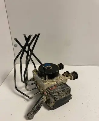 Skoda Fabia Mk2 (5J) ABS Pump 6R0907379S 6R0907379AB