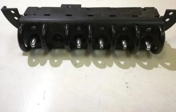 Mini One - Cooper R50 - 53 Fog light switch 6917985 37057B
