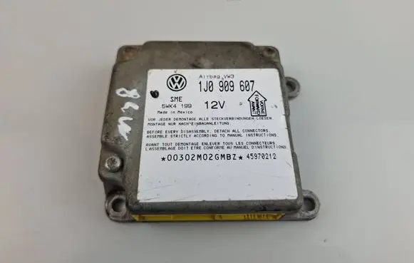 Volkswagen PASSAT B5 Airbag control unit/module 1J0909607 5WK4199