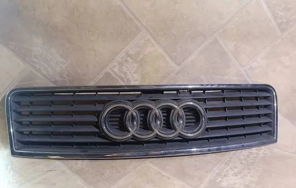 Audi A6 S6 C5 4B Front grill 4B0853651f