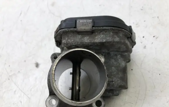Volvo S60 Throttle valve 9673534480