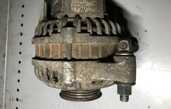 Chrysler PT Cruiser Generator/alternator 5033054AB