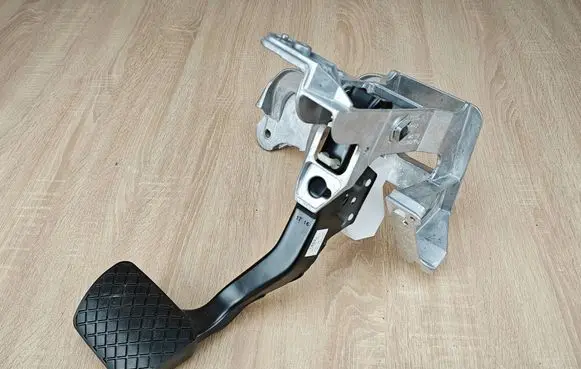 Audi A6 S6 C7 4G Brake pedal 4H1723140A 4G1723117