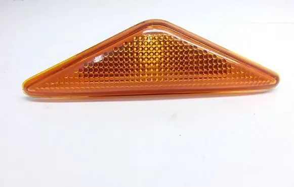 Ford Mondeo Mk III Front fender indicator light 1S7113K309AC