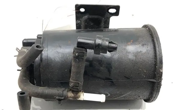 Mazda 6 Fuel filter housing 