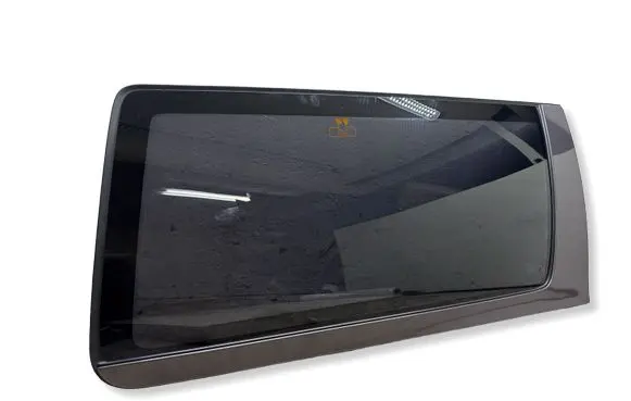 Volvo XC70 Rear side window 30674481