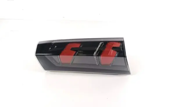 Peugeot 2008 II Tailgate rear/tail lights