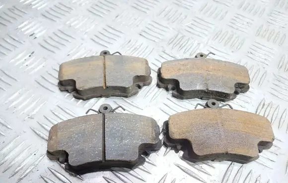 Renault Megane I Brake pads (front) 