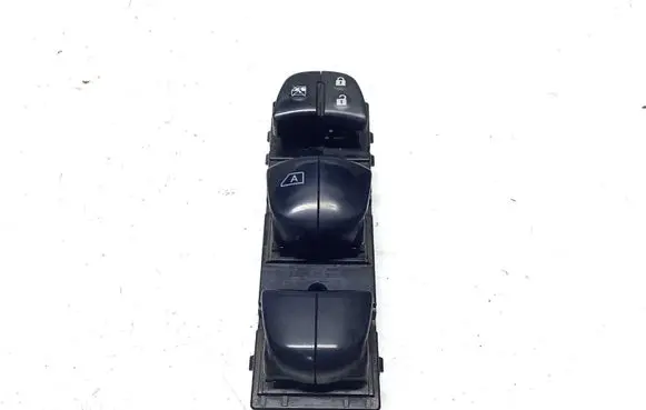 Nissan Navara D23 Electric window control switch