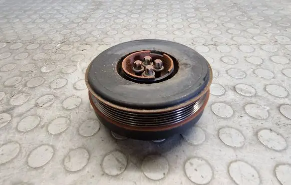BMW X3 F25 Crankshaft pulley 7619245