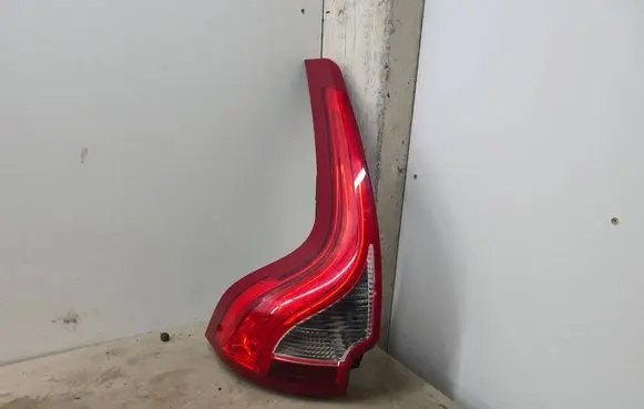 Volvo XC60 Rear/tail lights 31323034 25082015 L90007892