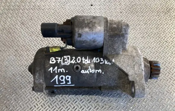 Volkswagen PASSAT B7 Starter motor 02E911023Q