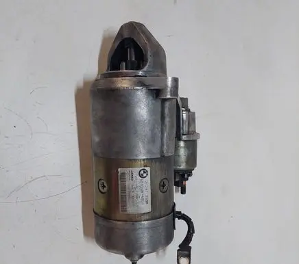 BMW 5 E39 Starter motor 63222005 E5820NAI04 2247391