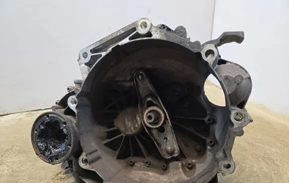 Seat Leon (5F) Manual 5 speed gearbox PRL