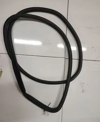 Saab 9-5 Rubber seal front coupe door 