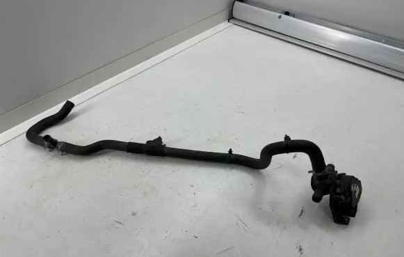 Tesla Model S Engine coolant pipe/hose 105861400C 100738400C G93610R010