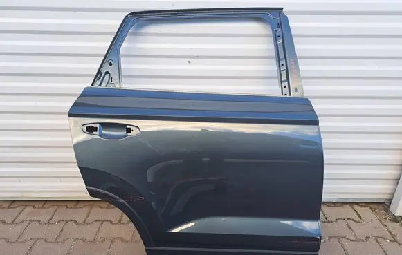 Skoda Karoq Rear door 575833312 29142