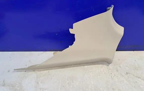 Jaguar XE (C) pillar trim GX73519A96A