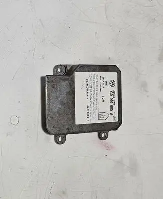 Volkswagen PASSAT B5.5 Airbag control unit/module 1C0909605B