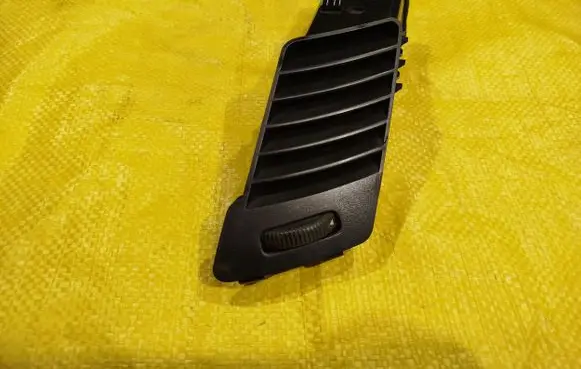 Dashboard side air vent grill/cover trim