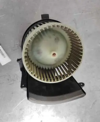 Renault Kangoo II Heater fan/blower 7701068992